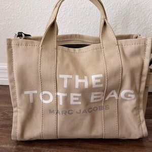 Marc Jacobs The Tote Bag medium